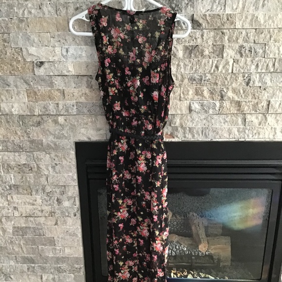 Forever 21 Floral Dress - Picture 2 of 3